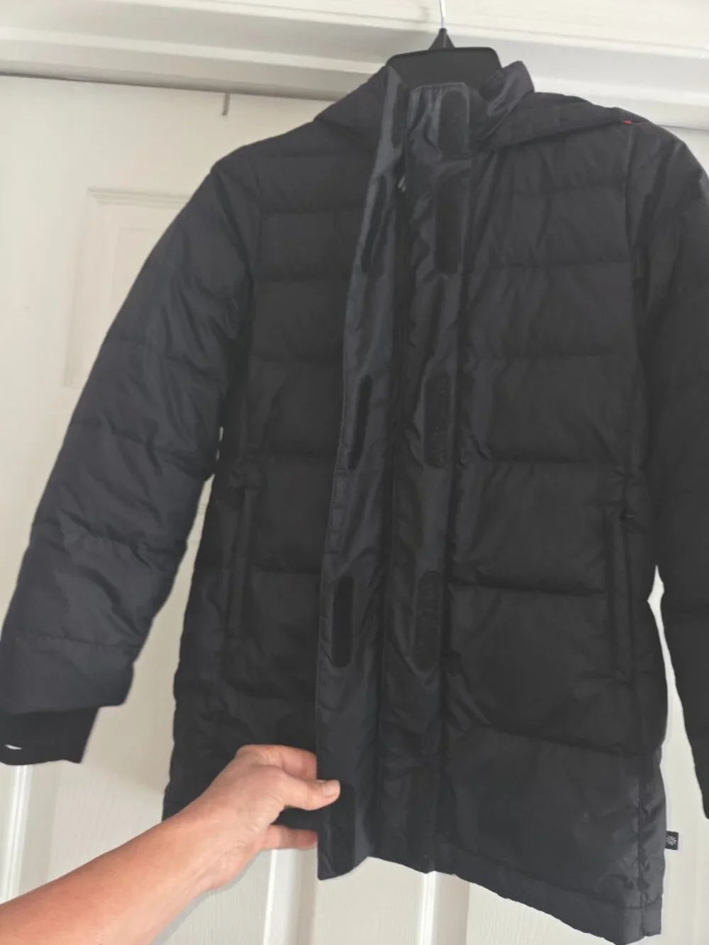 ATHLETA GIRL SNOW DAY DOWN JACKET - SIZE 8-10 BLACK